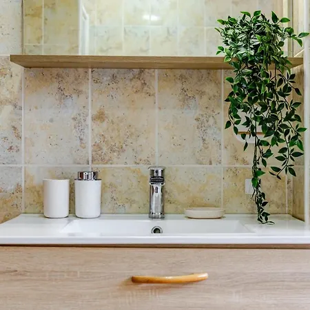 別荘 - New - Spacious, Quiet, Parking, Clim