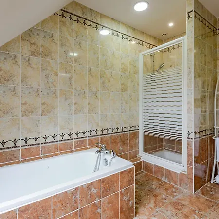 別荘 - New - Spacious, Quiet, Parking, Clim *