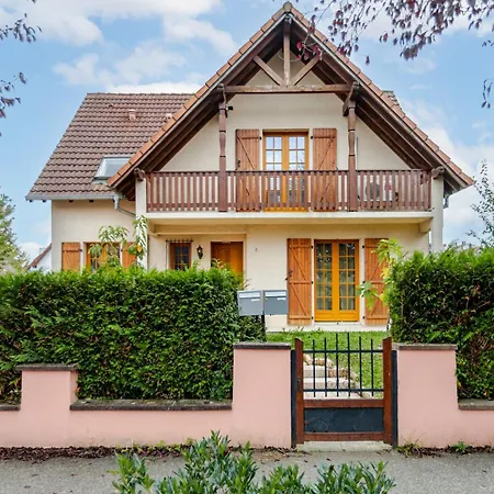 別荘 - New - Spacious, Quiet, Parking, Clim オベルネ